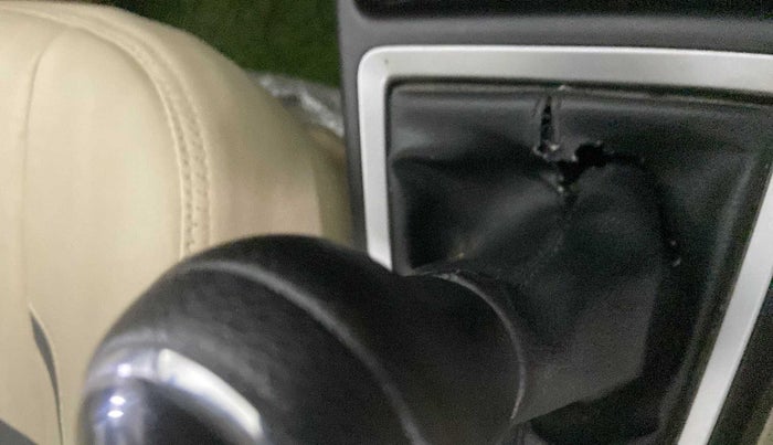 2020 Maruti Dzire VXI, Petrol, Manual, 20,183 km, Gear lever - Boot cover slightly torn