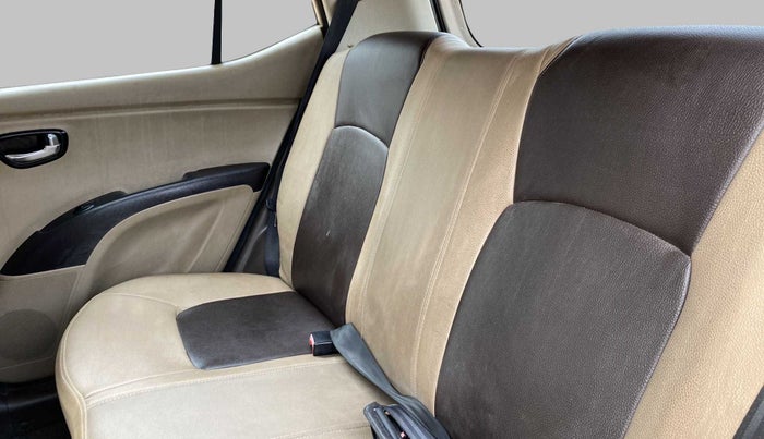 2010 Hyundai i10 MAGNA 1.2, Petrol, Manual, 48,824 km, Right Side Rear Door Cabin