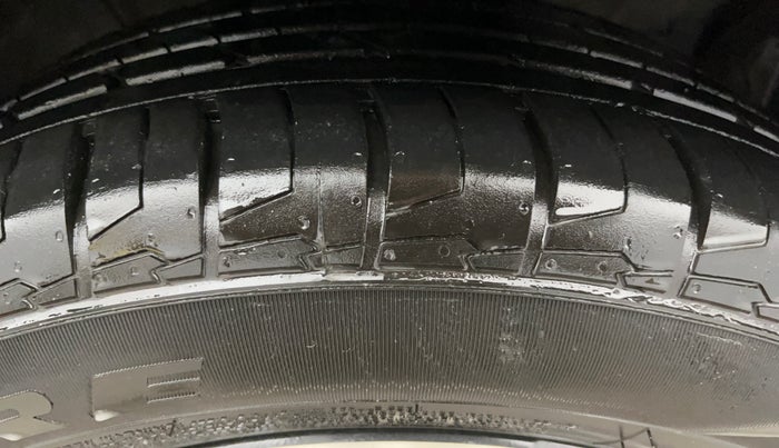 2024 Hyundai Creta SX (O) 1.5 TURBO DCT, Petrol, Automatic, 8,226 km, Right Front Tyre Tread