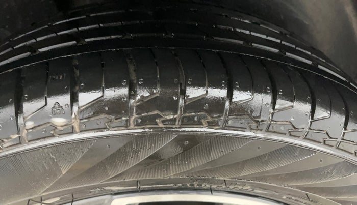 2024 Hyundai Creta SX (O) 1.5 TURBO DCT, Petrol, Automatic, 8,226 km, Right Rear Tyre Tread