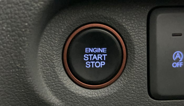 2024 Hyundai Creta SX (O) 1.5 TURBO DCT, Petrol, Automatic, 8,226 km, Keyless Start/ Stop Button