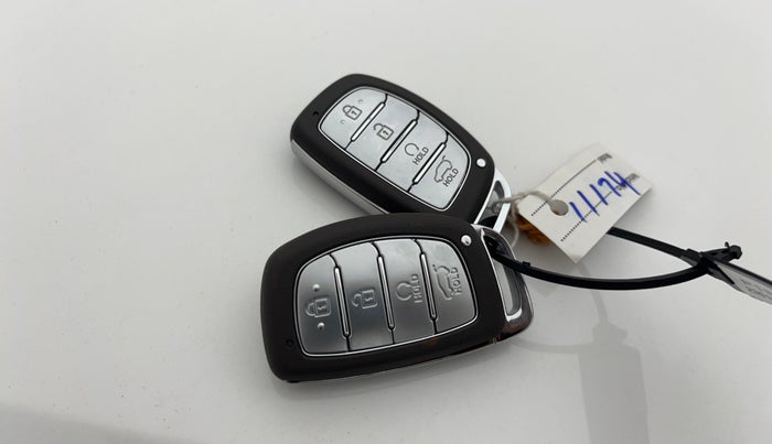 2024 Hyundai Creta SX (O) 1.5 TURBO DCT, Petrol, Automatic, 8,226 km, Key Close Up