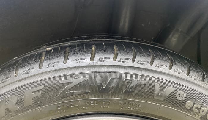 2023 Hyundai AURA SX 1.2, Petrol, Manual, 61,483 km, Left Rear Tyre Tread