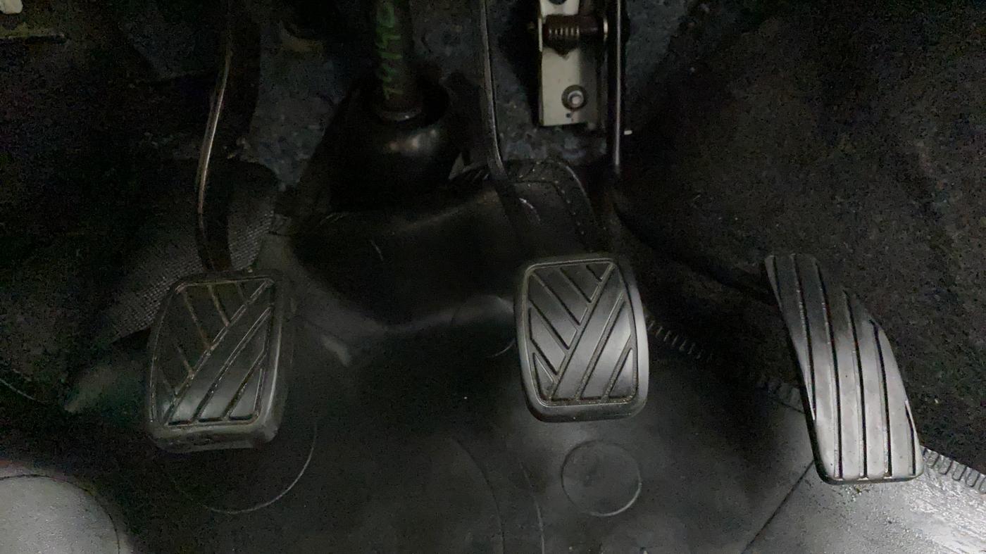 2013 Maruti Wagon R Stingray VXI, Petrol, Manual, 52,607 km, Pedals