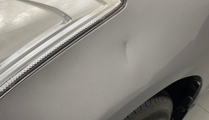 2015 Maruti Swift VXI, Petrol, Manual, 67,153 km, Left fender - Slightly dented