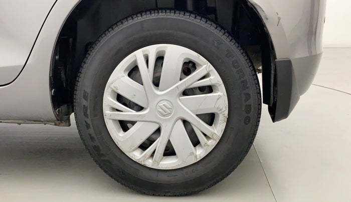 2015 Maruti Swift VXI, Petrol, Manual, 67,153 km, Left Rear Wheel