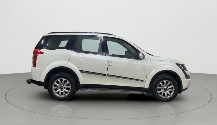 2018 Mahindra XUV500 W10 AT, Diesel, Automatic, 55,433 km, Right Side View