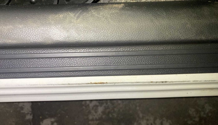 2018 Maruti Alto K10 VXI, Petrol, Manual, 29,048 km, Left running board - Minor scratches