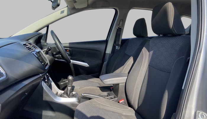 2017 Maruti S Cross ZETA 1.3, Diesel, Manual, 68,714 km, Right Side Front Door Cabin