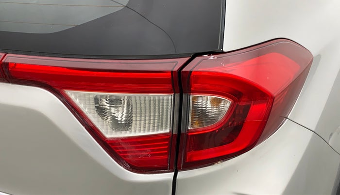 2016 Honda BR-V 1.5 i-VTEC VX, Petrol, Manual, 54,252 km, Right tail light - Minor scratches
