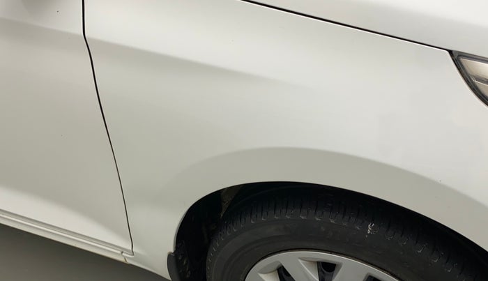 2018 Hyundai Verna 1.4 EX PETROL, Petrol, Manual, 56,128 km, Right fender - Slightly dented