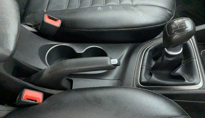 2018 Hyundai Verna 1.4 EX PETROL, Petrol, Manual, 56,128 km, Gear Lever