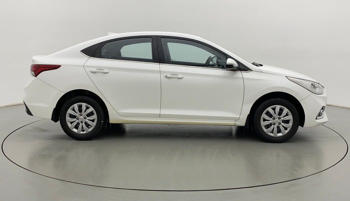 2018 Hyundai Verna 1.4 EX PETROL, Petrol, Manual, 56,128 km, Right Side View