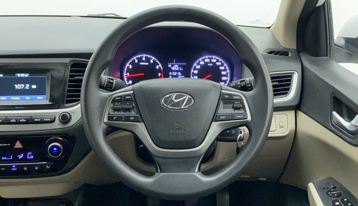 2018 Hyundai Verna 1.4 EX PETROL, Petrol, Manual, 56,128 km, Steering Wheel Close Up