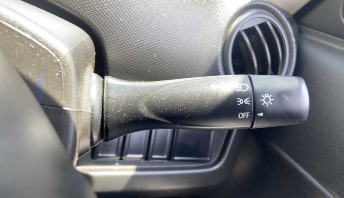 2021 Maruti S PRESSO VXI (O), Petrol, Manual, 42,954 km, Dashboard - Headlight height adjustment not working