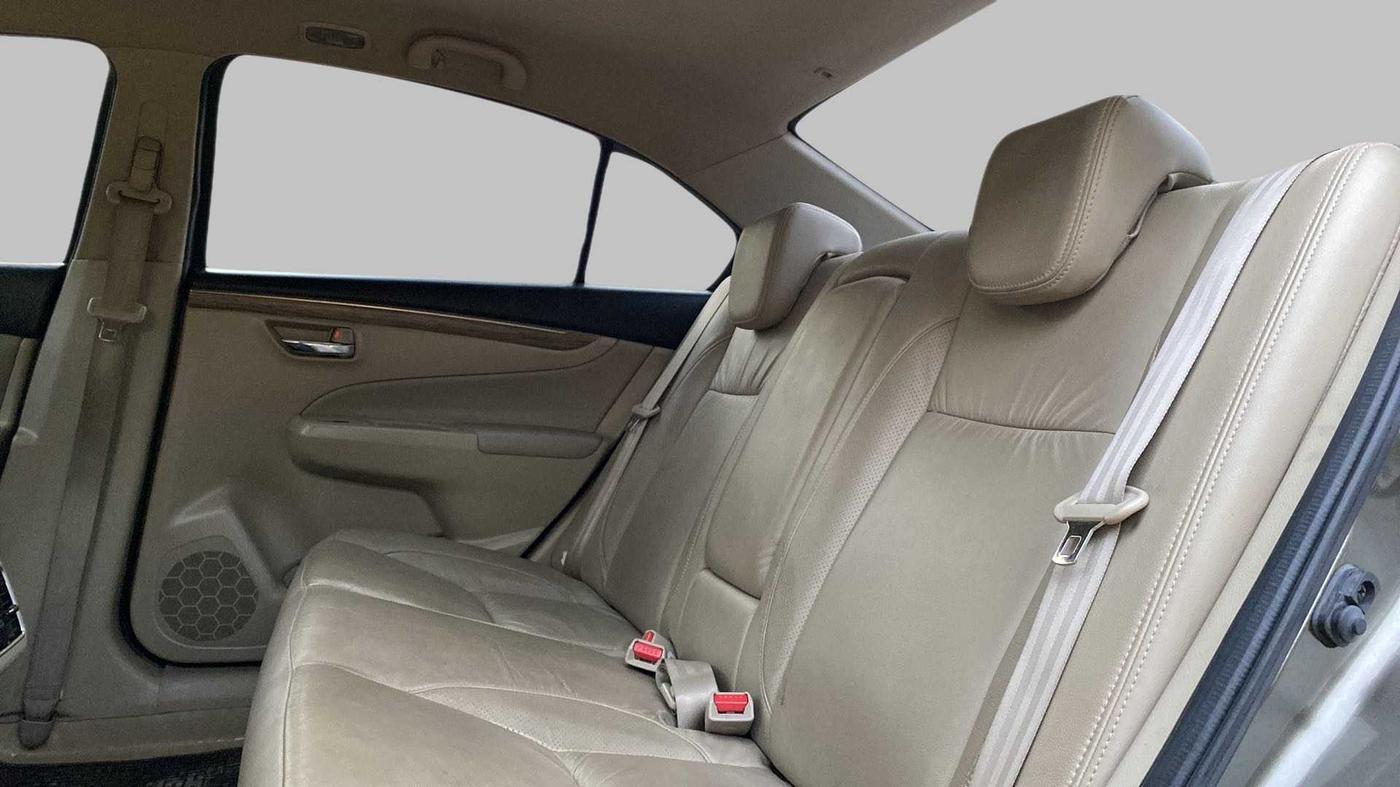 2019 Maruti Ciaz ALPHA DIESEL 1.5, Diesel, Manual, 53,851 km, Right Side Rear Door Cabin