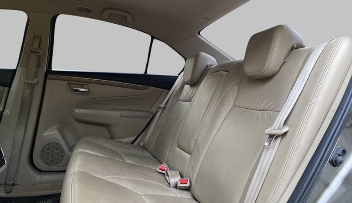 2019 Maruti Ciaz ALPHA DIESEL 1.5, Diesel, Manual, 53,851 km, Right Side Rear Door Cabin