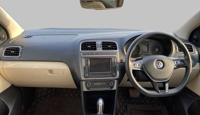2021 Volkswagen Vento HIGHLINE PLUS 1.0L TSI AT, Petrol, Automatic, 28,261 km, Dashboard