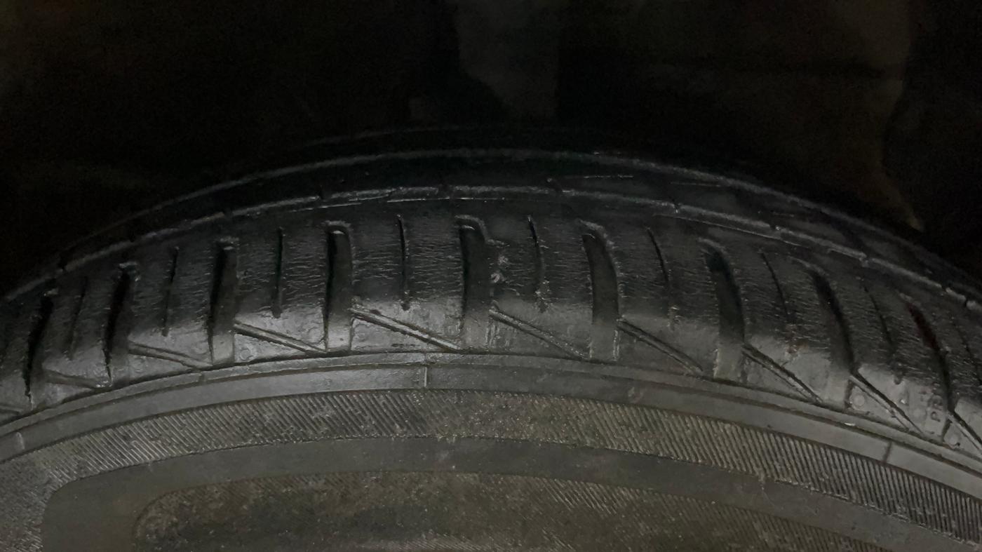 2021 Hyundai NEW SANTRO SPORTZ EXECUTIVE MT CNG, CNG, Manual, 40,032 km, Right Front Tyre Tread