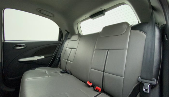 2012 Toyota Etios Liva VX, Petrol, Manual, 65,684 km, Right Side Rear Door Cabin