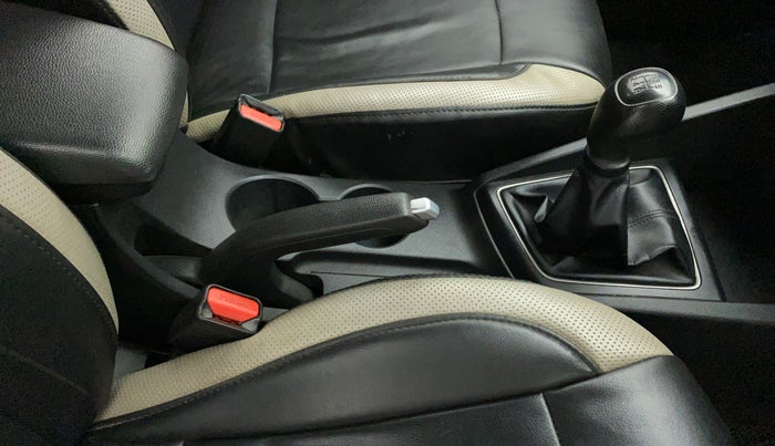 2015 Hyundai Elite i20 MAGNA 1.2, Petrol, Manual, 59,887 km, Gear Lever