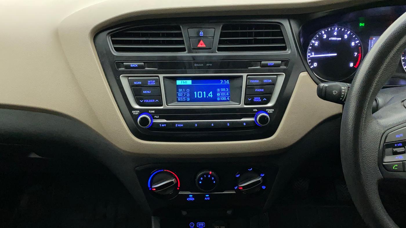 2015 Hyundai Elite i20 MAGNA 1.2, Petrol, Manual, 59,887 km, Air Conditioner