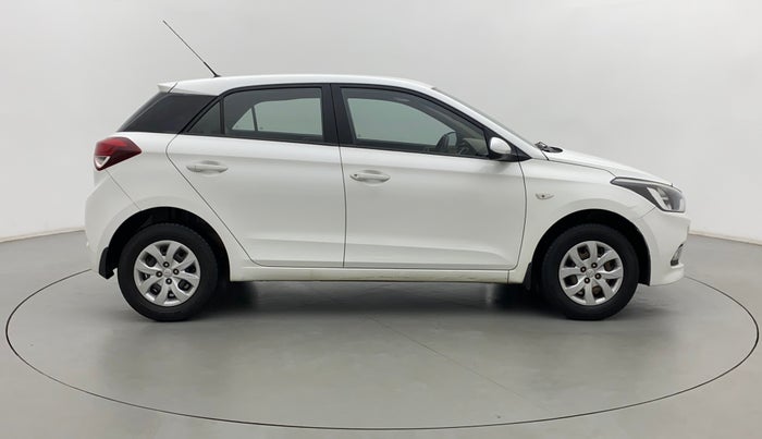 2015 Hyundai Elite i20 MAGNA 1.2, Petrol, Manual, 59,887 km, Right Side View
