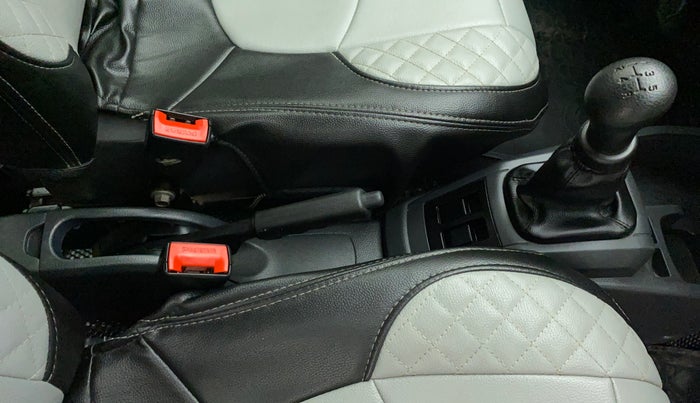 2016 Maruti Alto 800 LXI, Petrol, Manual, 52,766 km, Gear Lever