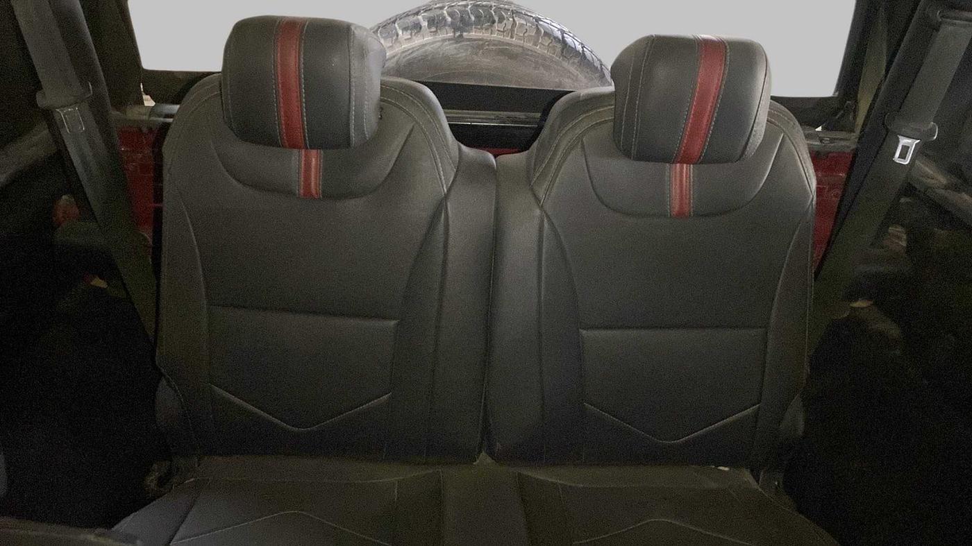 2021 Mahindra Thar LX  P 4WD AT CONVERTIBLE, Petrol, Automatic, 24,426 km, Right Side Rear Door Cabin