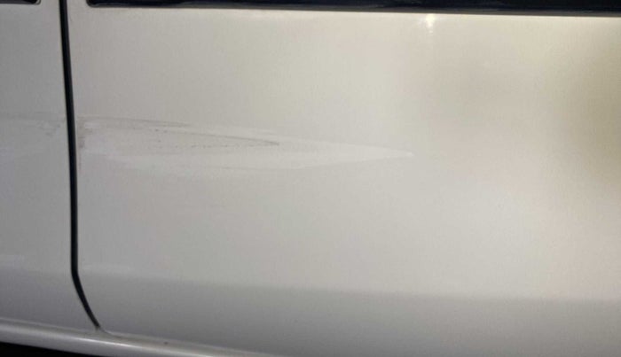 2019 Maruti Alto VXI, Petrol, Manual, 24,319 km, Rear left door - Slightly dented