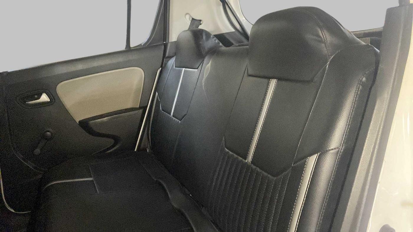 2019 Maruti Alto VXI, Petrol, Manual, 24,319 km, Right Side Rear Door Cabin