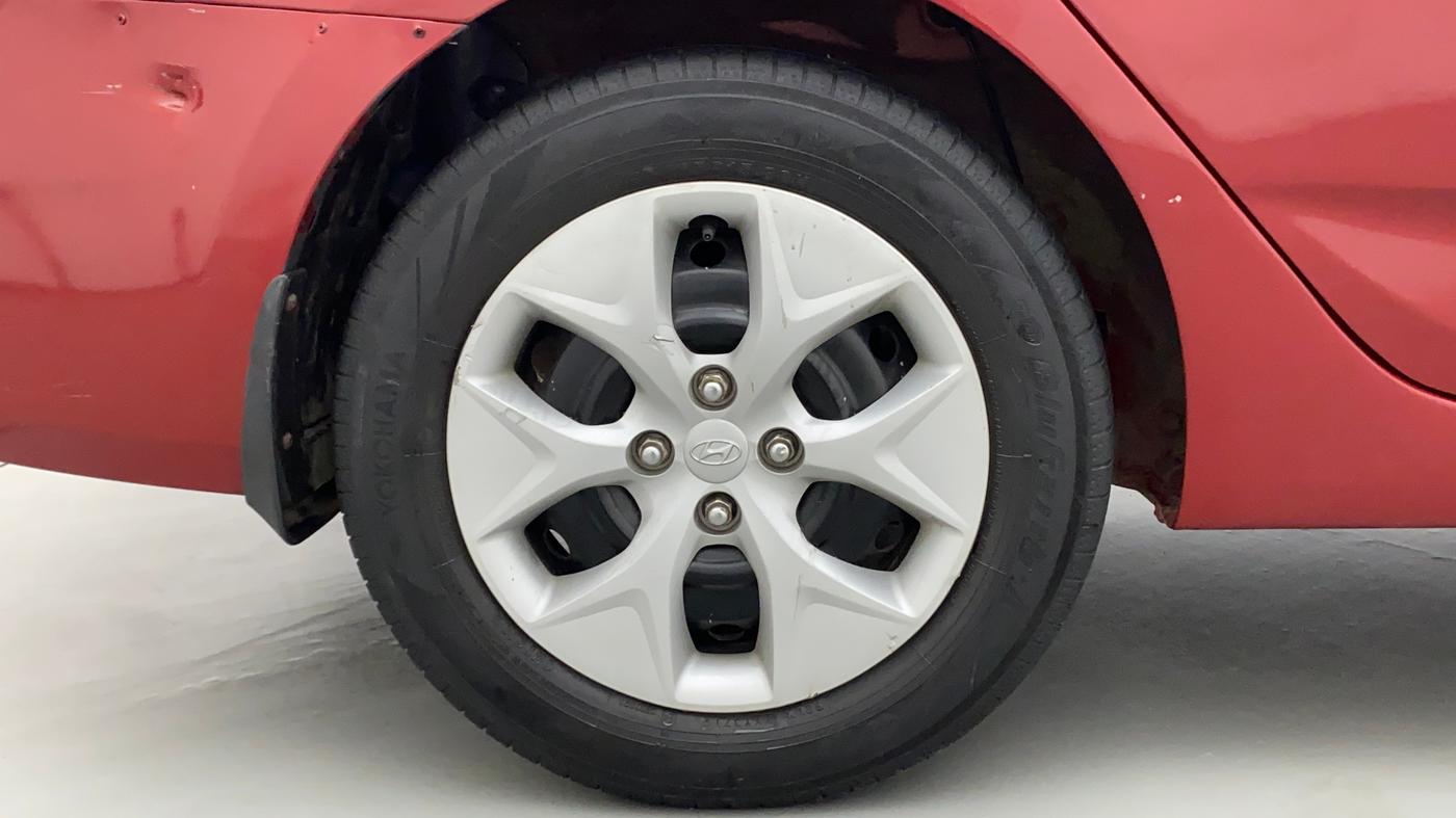 2015 Hyundai Verna FLUIDIC 1.4 VTVT, Petrol, Manual, 87,265 km, Right Rear Wheel