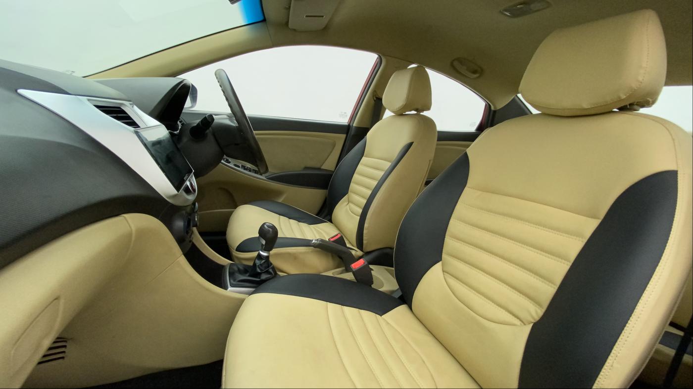 2015 Hyundai Verna FLUIDIC 1.4 VTVT, Petrol, Manual, 87,265 km, Right Side Front Door Cabin