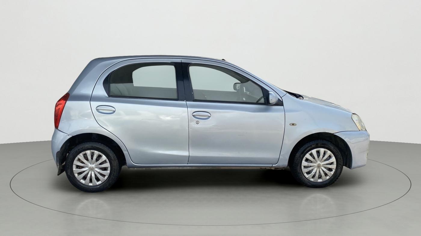 2012 Toyota Etios Liva G, Petrol, Manual, 55,852 km, Right Side View