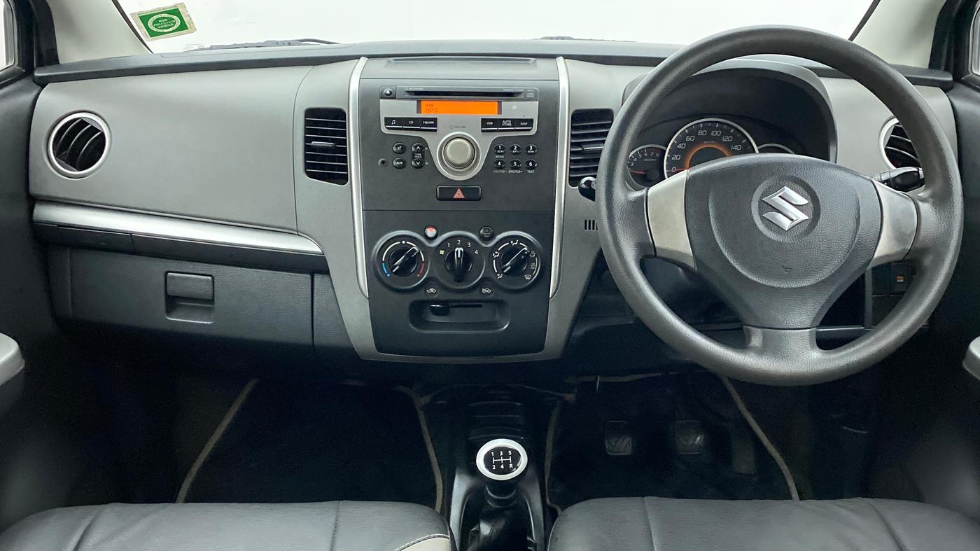 2010 Maruti Wagon R 1.0 VXI, Petrol, Manual, 62,714 km, Dashboard