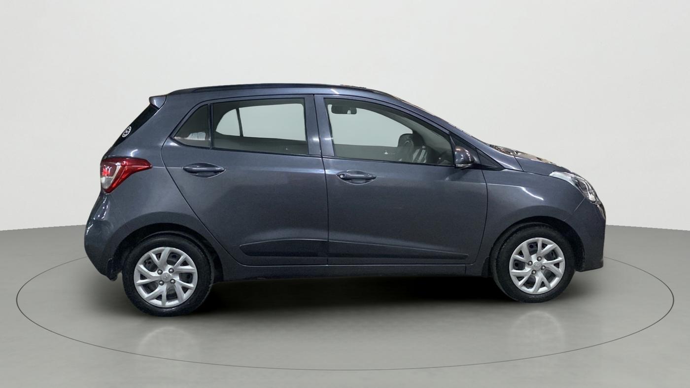 2018 Hyundai Grand i10 SPORTZ 1.2 KAPPA VTVT, Petrol, Manual, 50,688 km, Right Side View