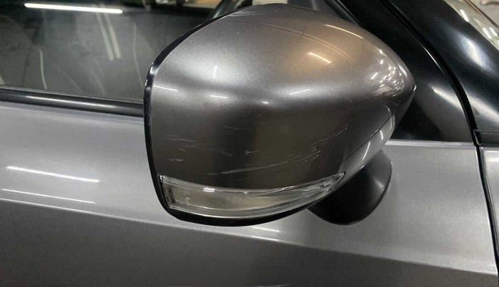 2018 Maruti IGNIS DELTA 1.2 AMT, Petrol, Automatic, 43,453 km, Right rear-view mirror - Minor scratches