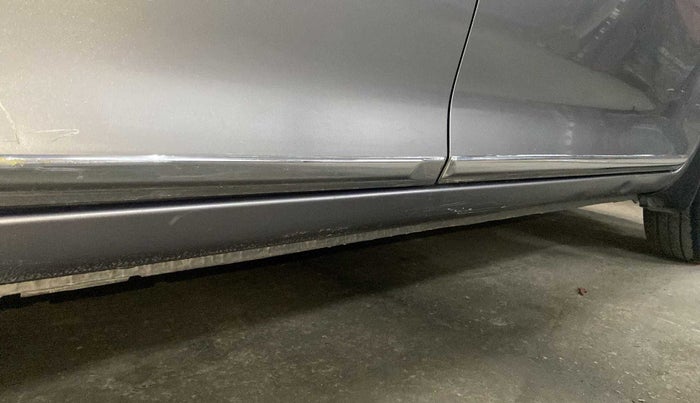 2018 Maruti IGNIS DELTA 1.2 AMT, Petrol, Automatic, 43,453 km, Right running board - Slightly dented