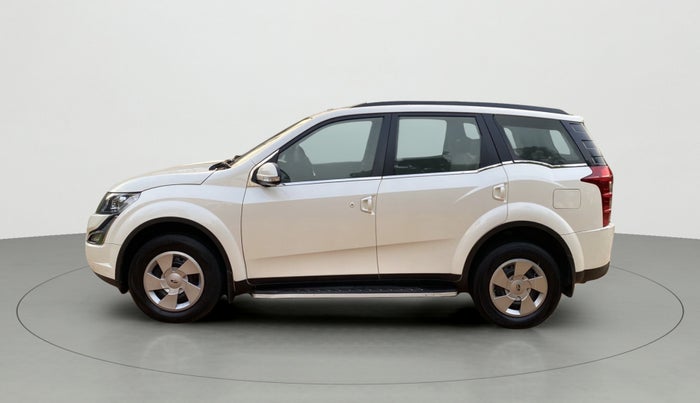 2017 Mahindra XUV500 W6, Diesel, Manual, 73,533 km, Left Side