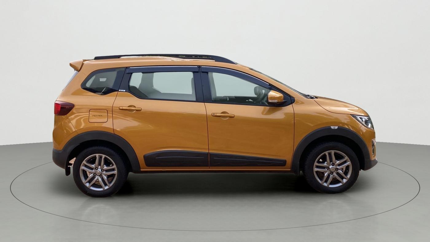 2020 Renault TRIBER RXZ AMT, Petrol, Automatic, 16,536 km, Right Side View