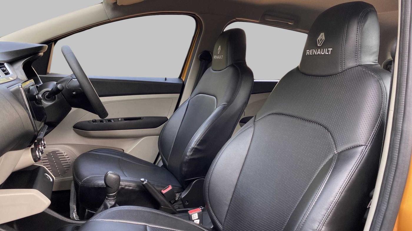 2020 Renault TRIBER RXZ AMT, Petrol, Automatic, 16,536 km, Right Side Front Door Cabin