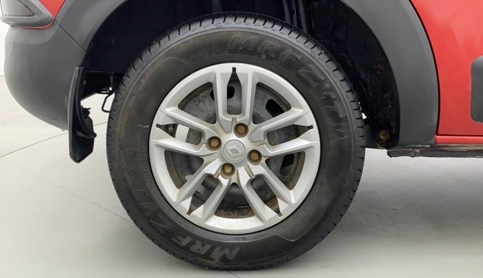 2020 Renault TRIBER RXT, Petrol, Manual, 18,125 km, Right Rear Wheel