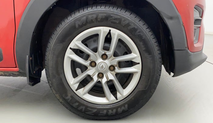 2020 Renault TRIBER RXT, Petrol, Manual, 18,125 km, Right Front Wheel