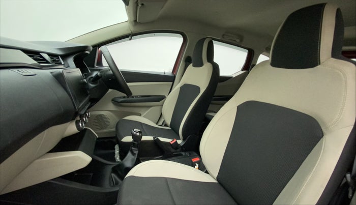2020 Renault TRIBER RXT, Petrol, Manual, 18,125 km, Right Side Front Door Cabin
