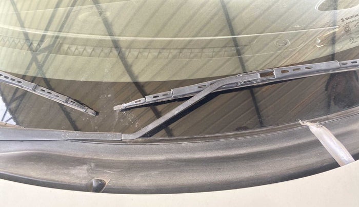 2018 Maruti Dzire VDI, Diesel, Manual, 71,728 km, Front windshield - Wiper nozzle not functional