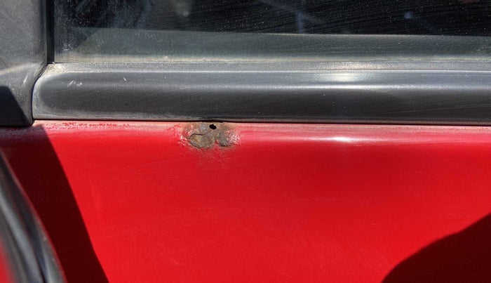 2018 Maruti Swift VXI AMT, Petrol, Automatic, 42,166 km, Front passenger door - Slight discoloration