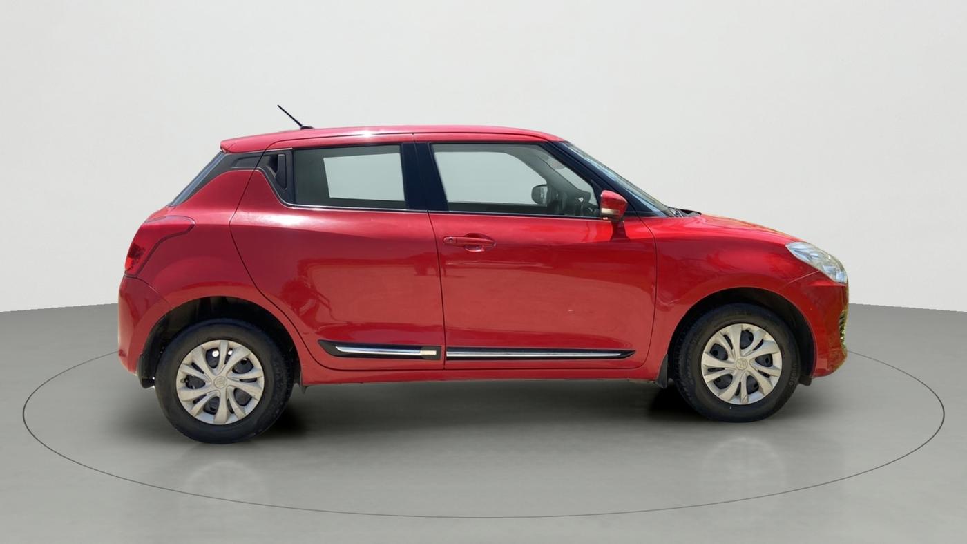 2018 Maruti Swift VXI AMT, Petrol, Automatic, 42,166 km, Right Side View