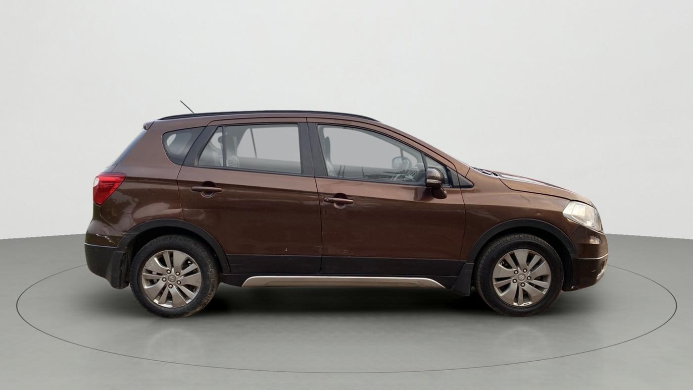 2016 Maruti S Cross ZETA 1.3, Diesel, Manual, 1,17,732 km, Right Side View