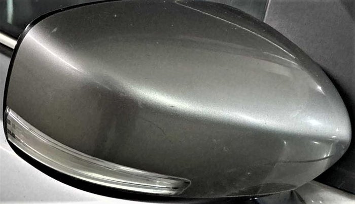 2021 Maruti Baleno ZETA CVT PETROL 1.2, CNG, Automatic, 40,380 km, Right rear-view mirror - Folding motor not working