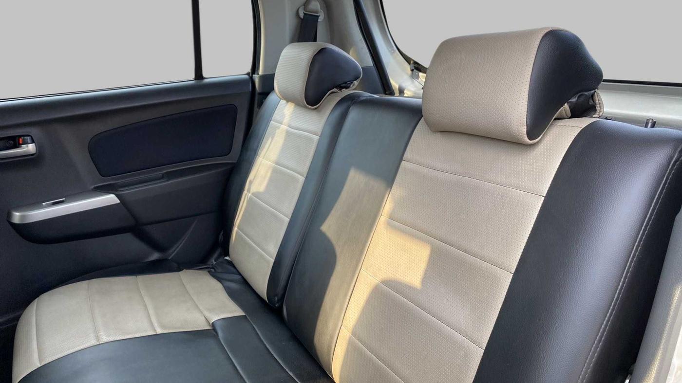 2012 Maruti Wagon R 1.0 VXI, Petrol, Manual, 23,878 km, Right Side Rear Door Cabin